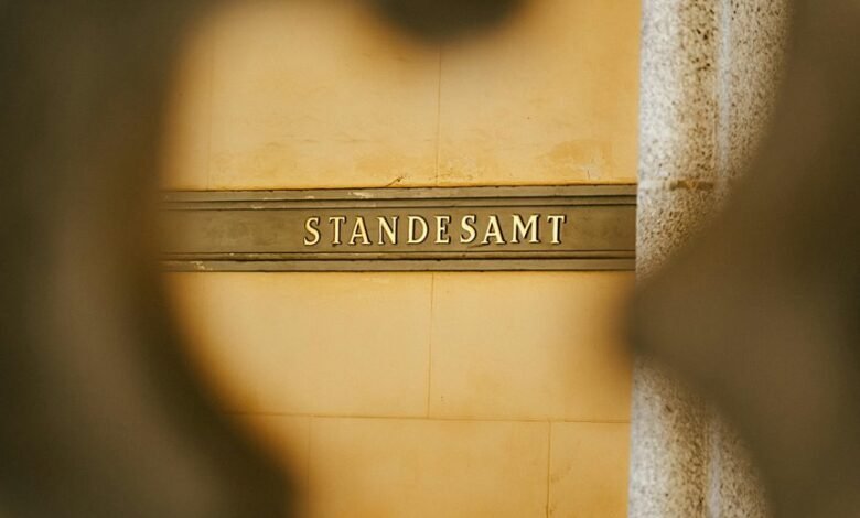 registry notes and alerts